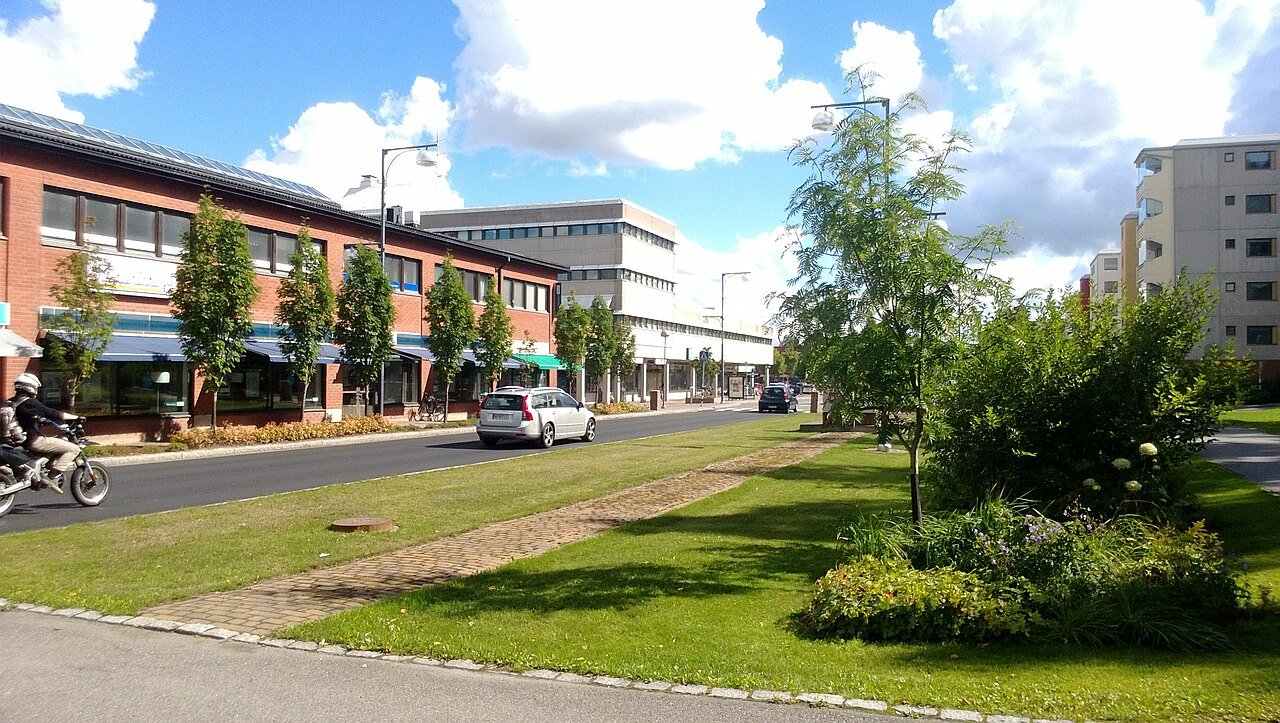 Kaarinan keskustan katunäkymä