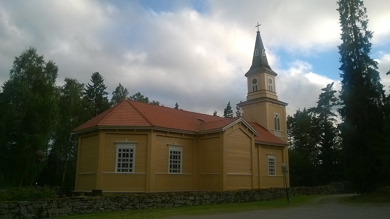Karjalan uusgoottilainen puukirkko